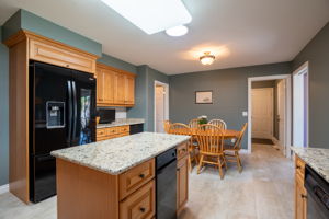 24 S Main St, Thorold-15