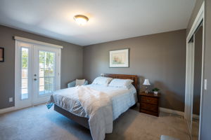 24 S Main St, Thorold-27