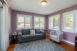 24 S Main St, Thorold-36