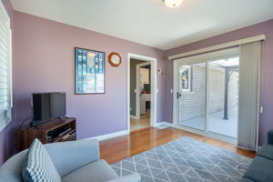 24 S Main St, Thorold-37
