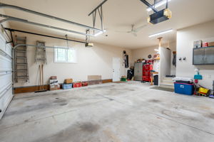 24 S Main St, Thorold-46