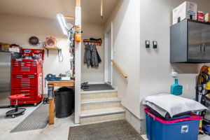 24 S Main St, Thorold-48