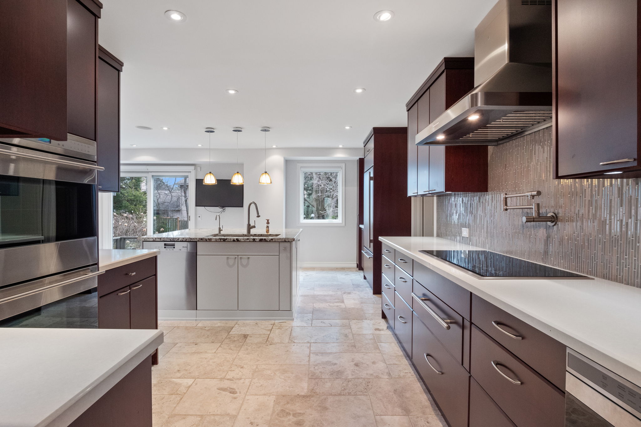 3 Sagewood Dr Toronto, ON M3B 1T4