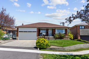  Photo 0