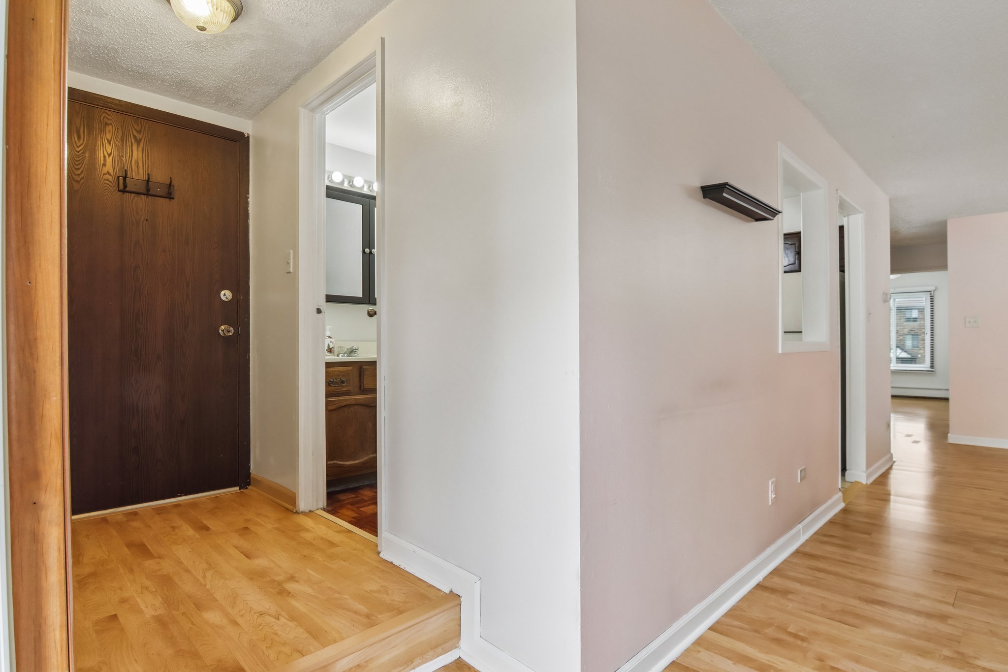 Timber Ln-S3010-008.jpg