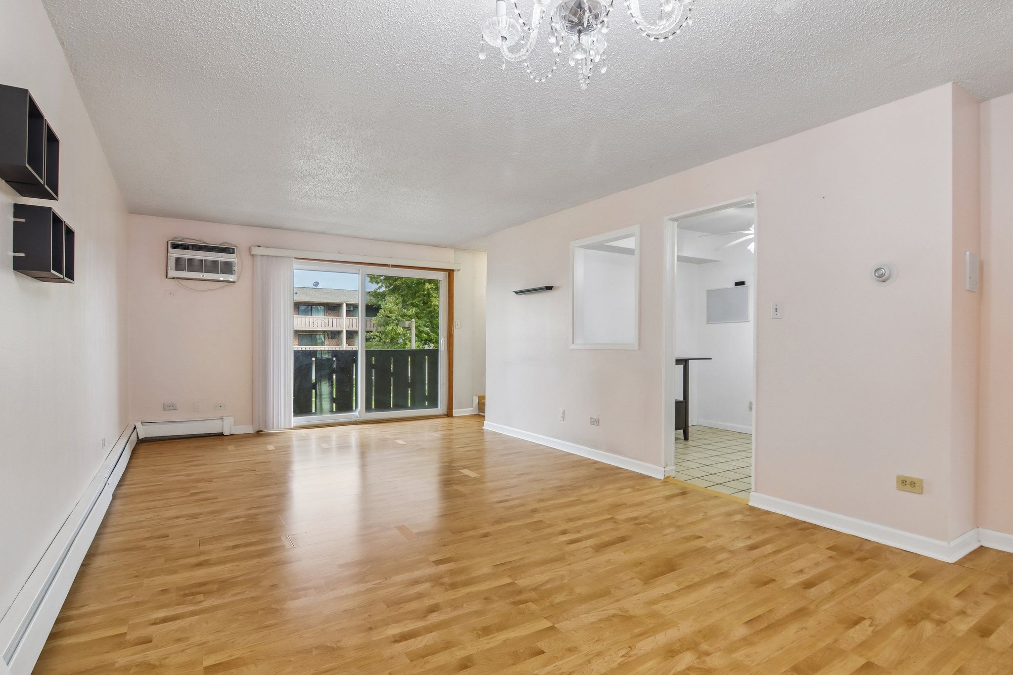 Timber Ln-S3010-012.jpg