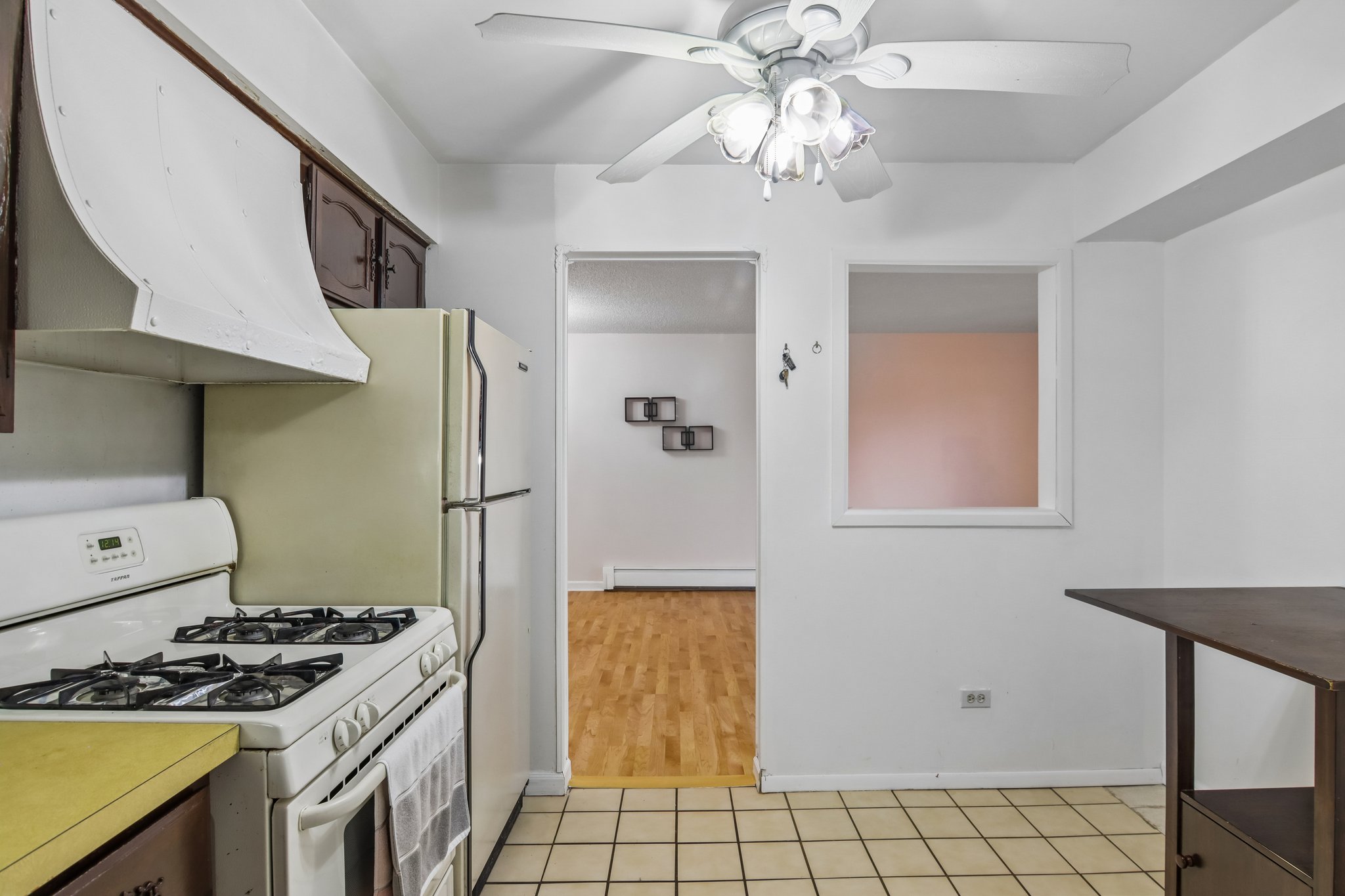Timber Ln-S3010-020.jpg