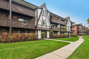 Timber Ln-S3010-006.jpg