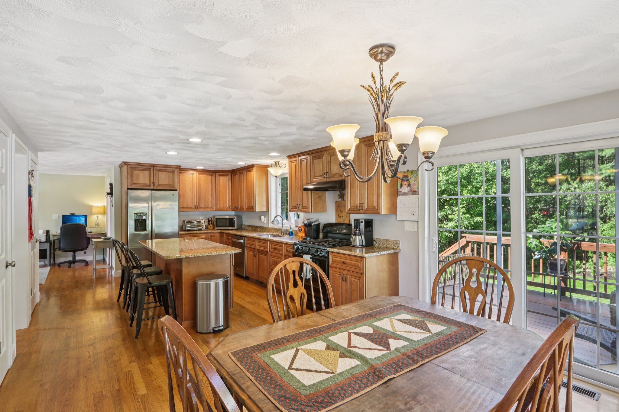 Trophy Ave-0306-012.jpg