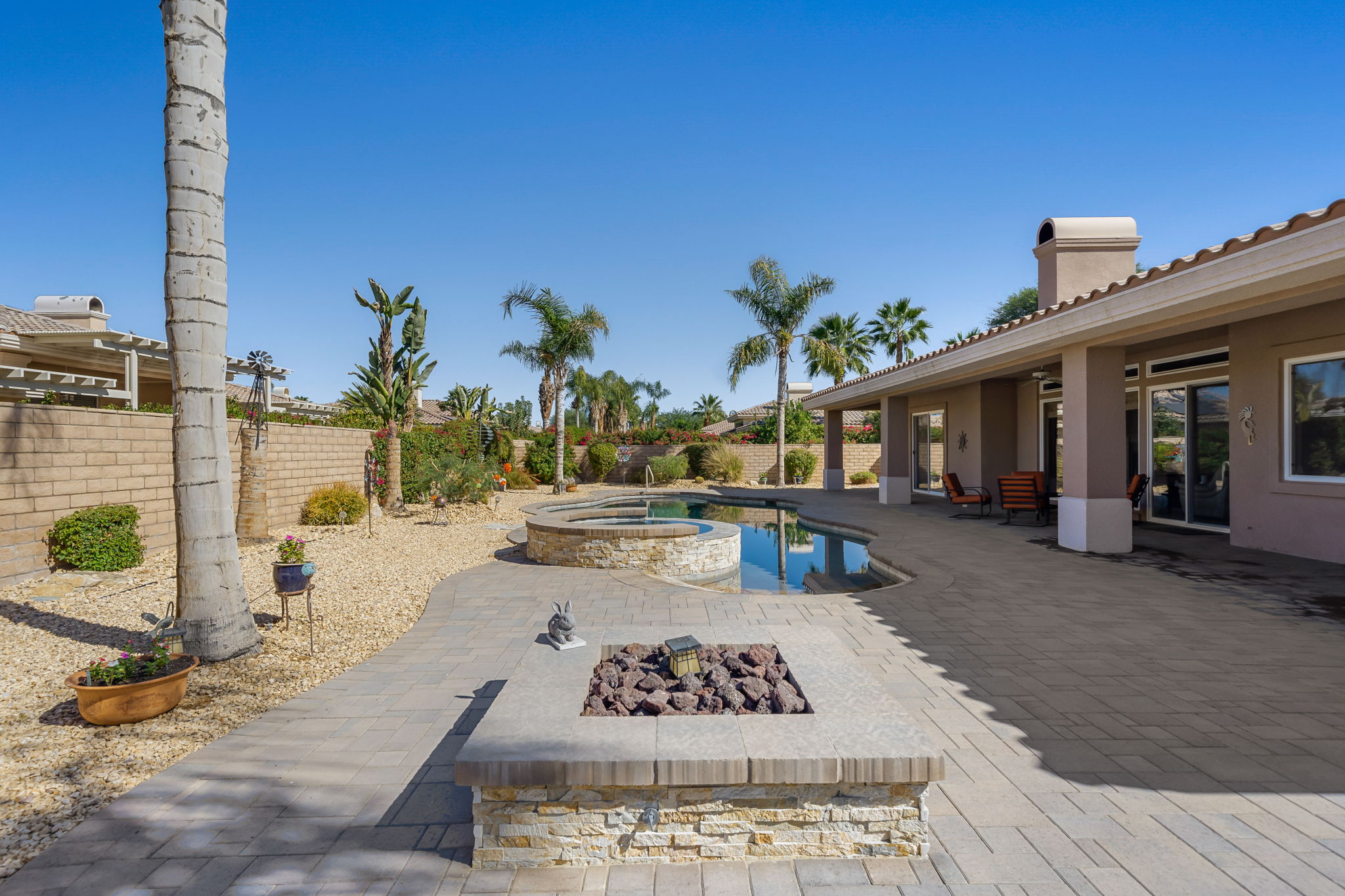  3 University Cir, Rancho Mirage, CA 92270, US Photo 25