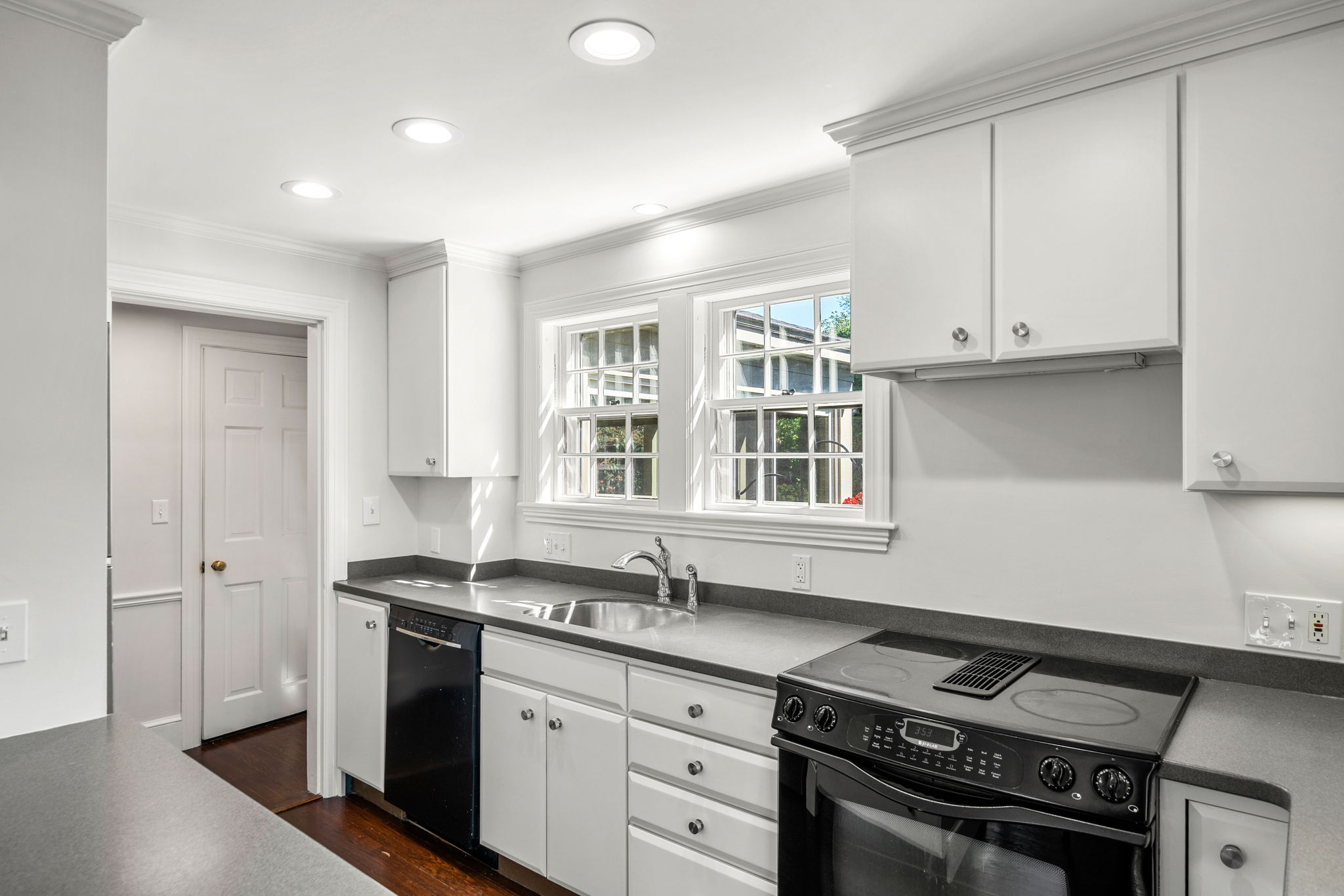 3 Vassar Rd, Marblehead, MA 01945, USA Photo 54