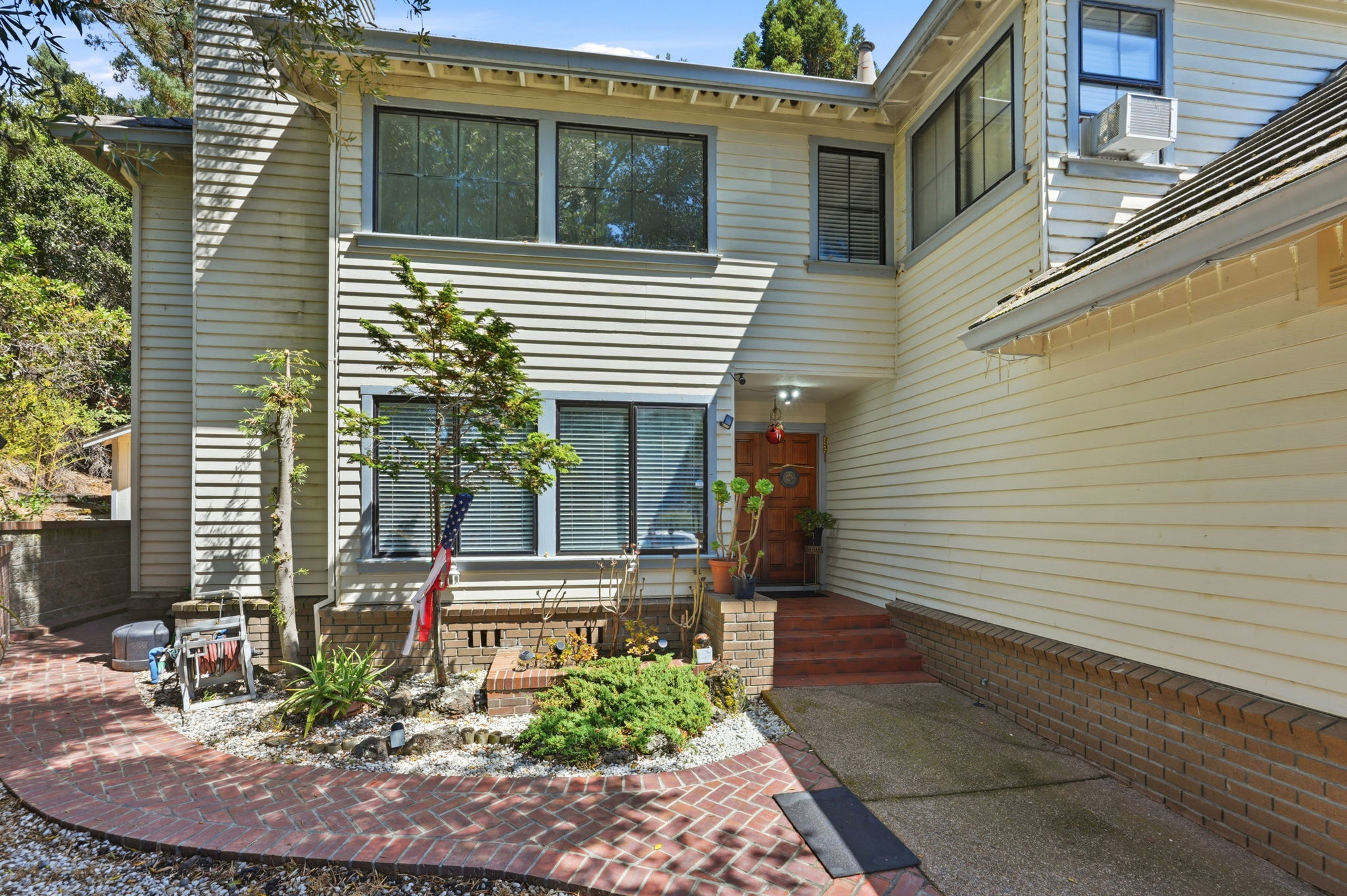 004_F8_3 Wildwood Pl
