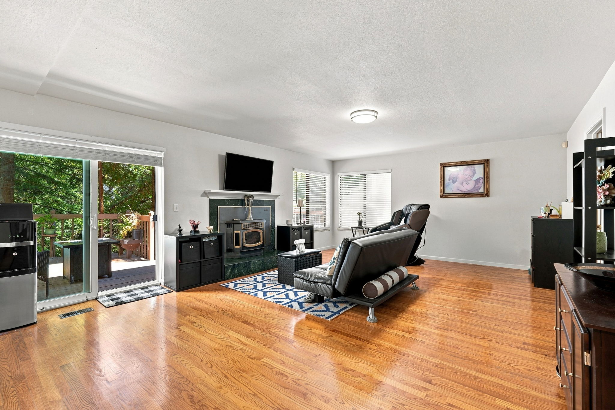 007_F8_3 Wildwood Pl