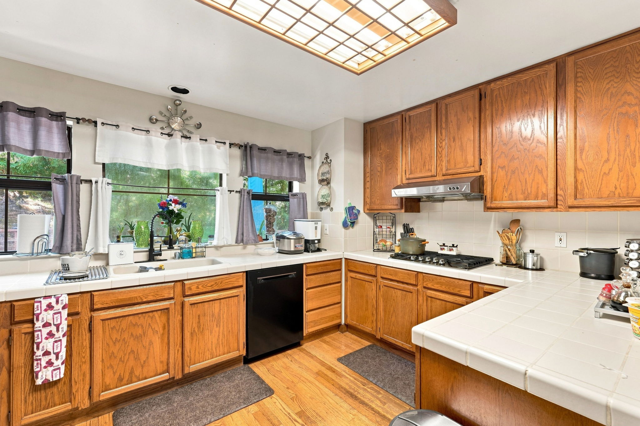 015_F8_3 Wildwood Pl