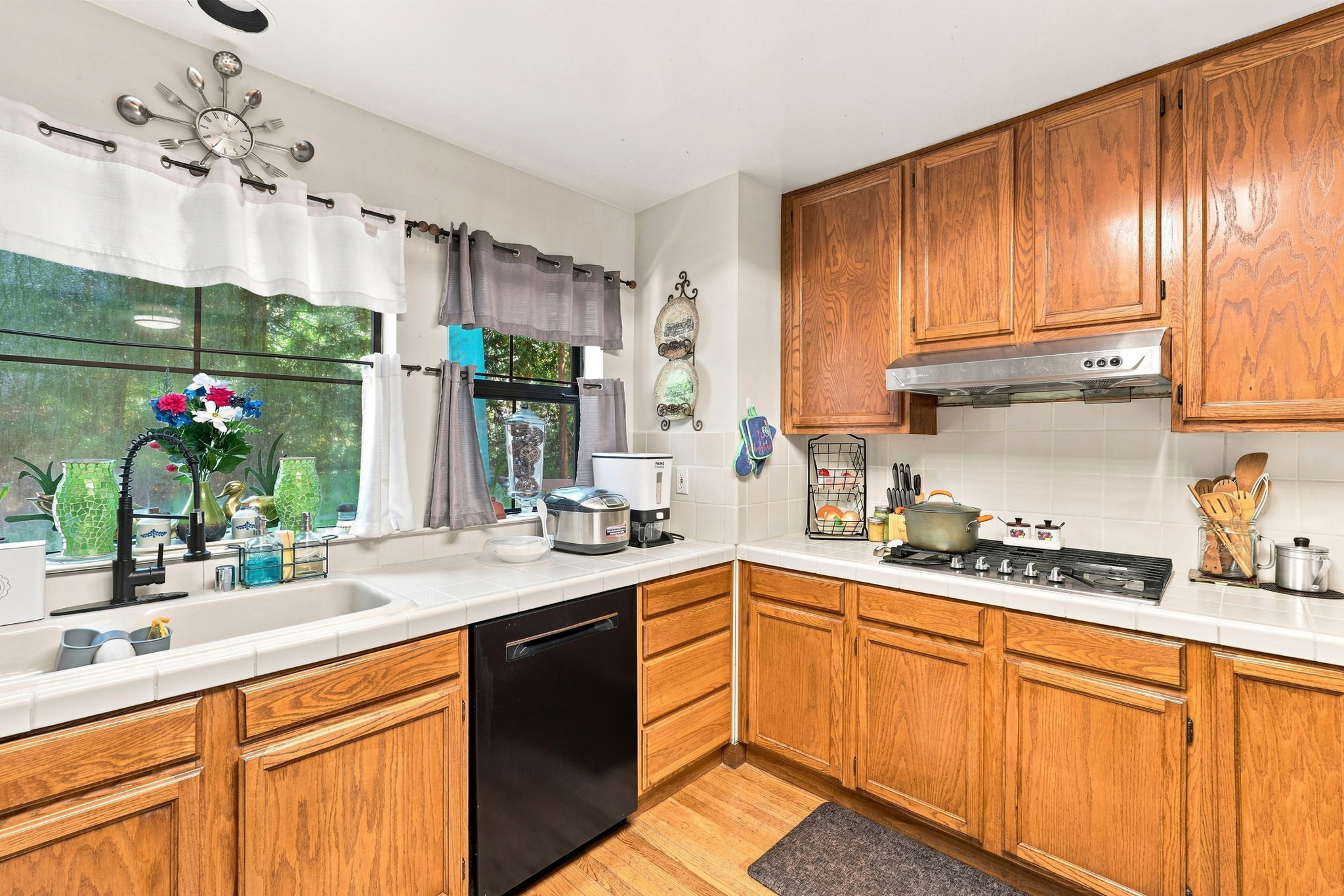 017_F8_3 Wildwood Pl