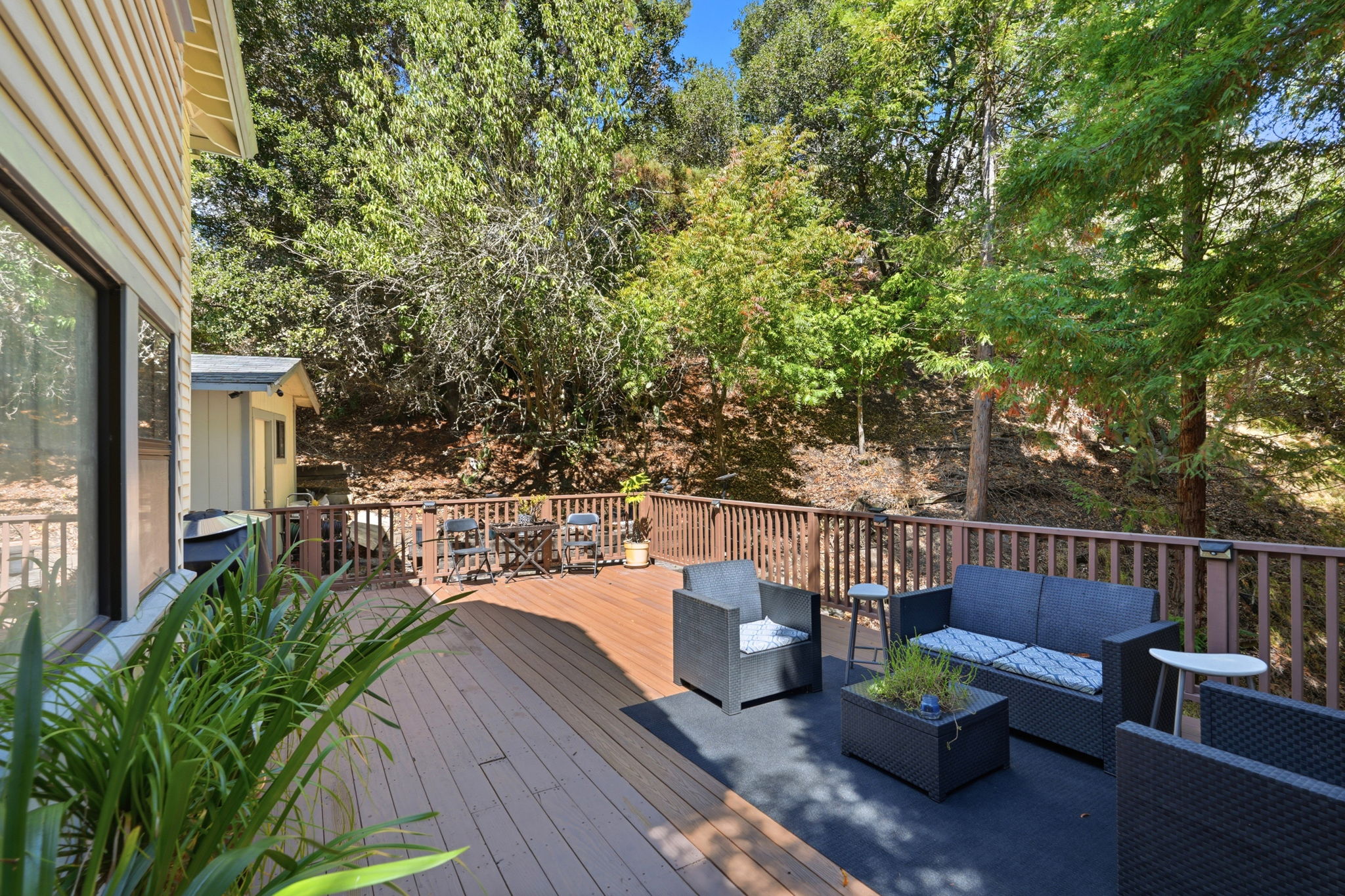 047_F8_3 Wildwood Pl