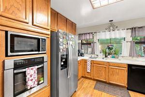 016_F8_3 Wildwood Pl