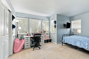 033_F8_3 Wildwood Pl