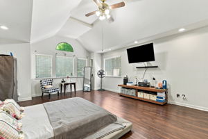 038_F8_3 Wildwood Pl
