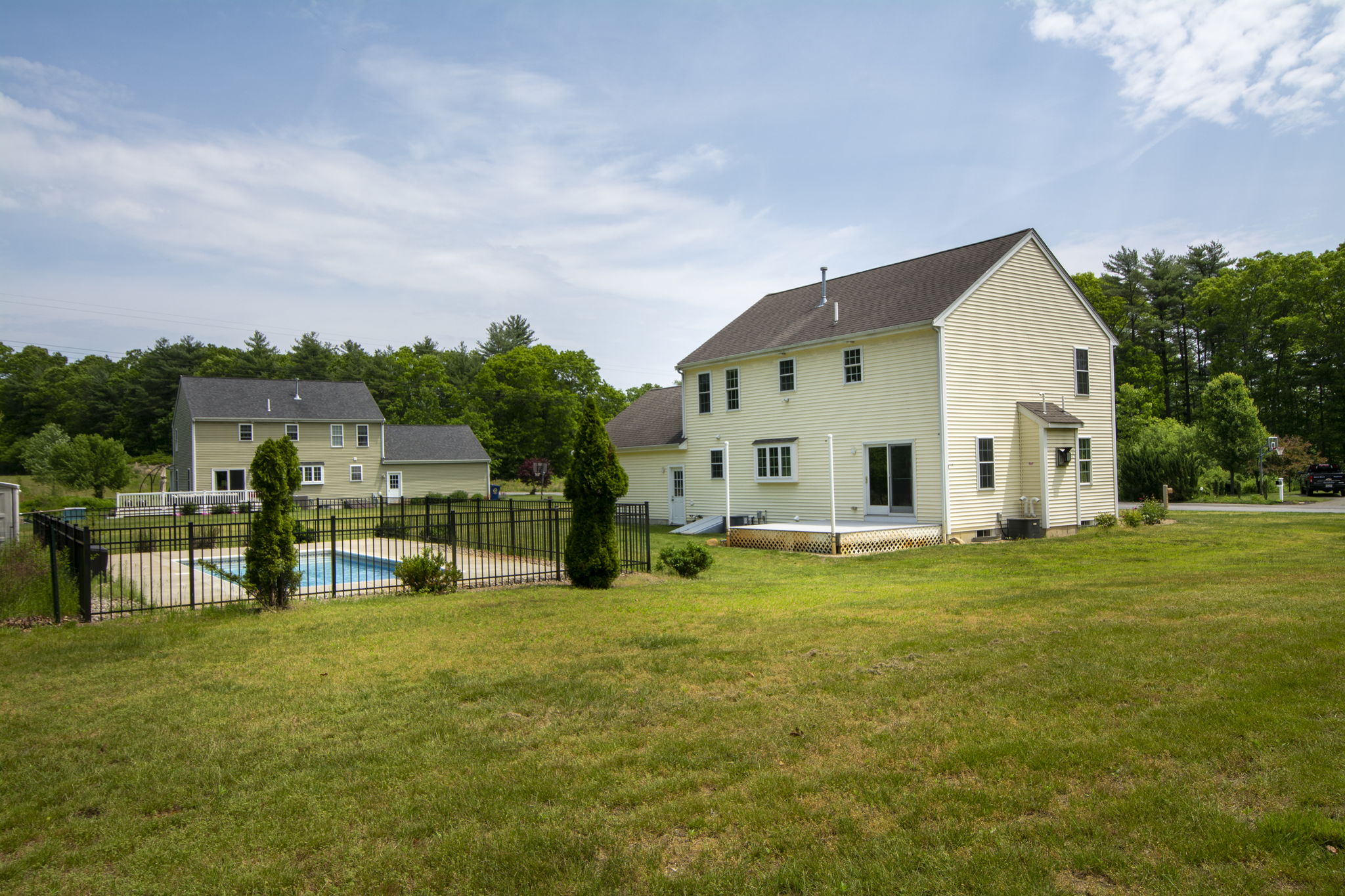 3 William Way, Hanson, MA 02341 Tom Sheehan Photography