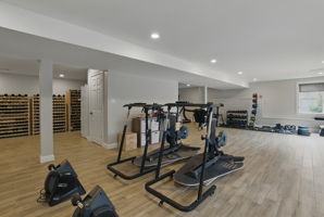  Photo 44