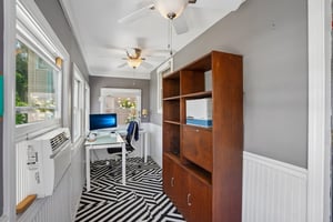Woburn St-S1308-026.jpg