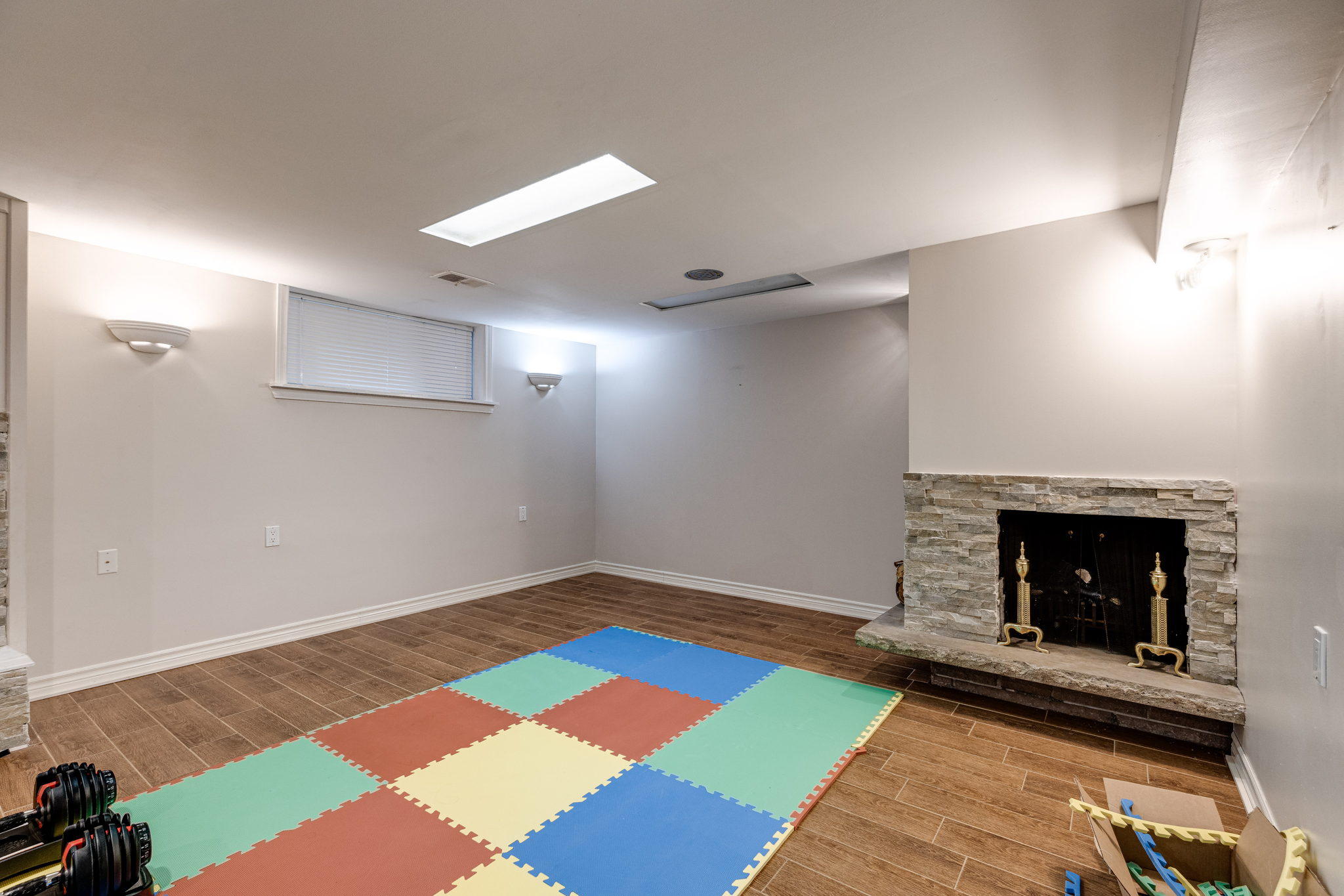Toronto property showcase — delivered property photograph 23