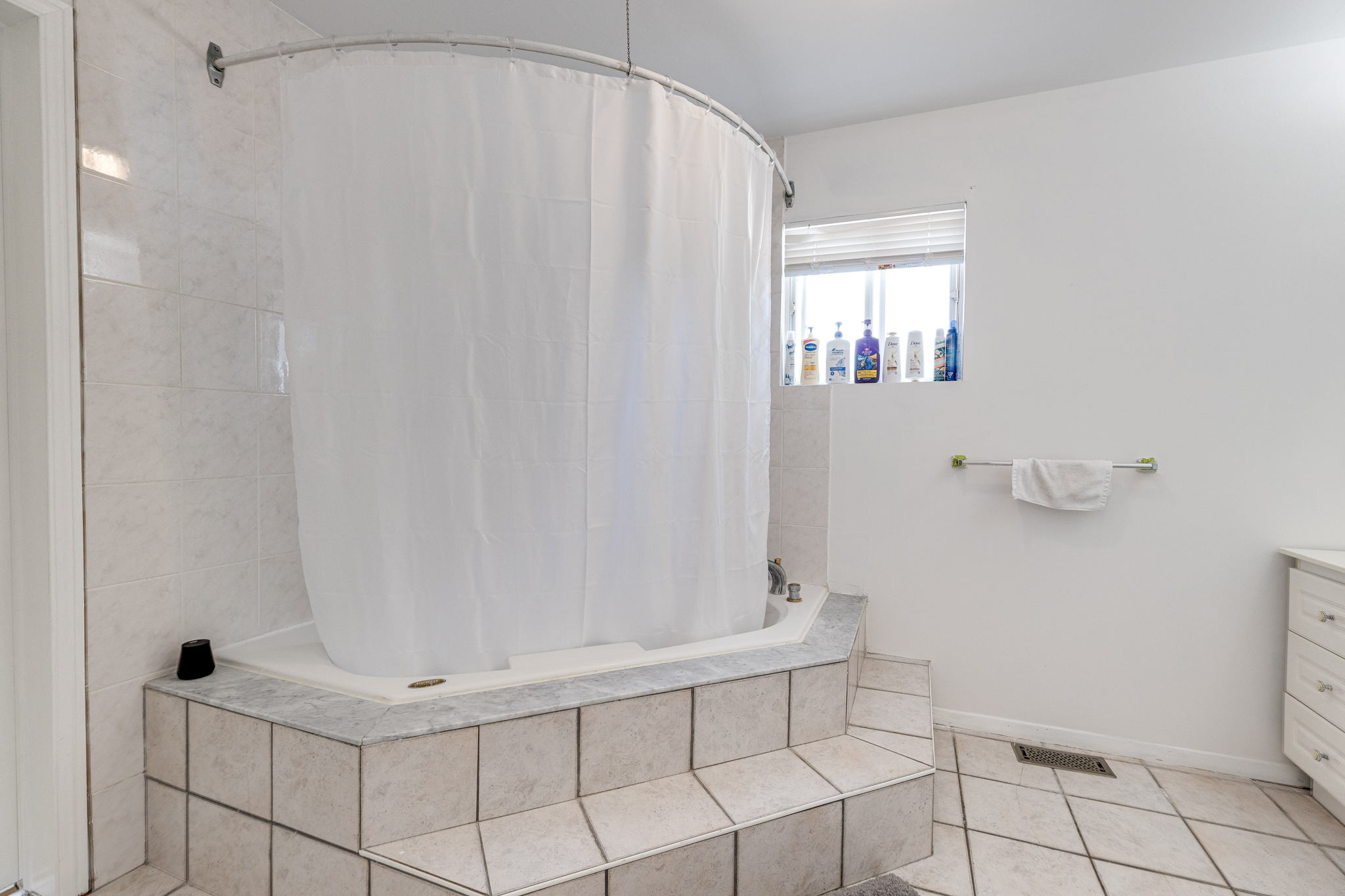 Toronto property showcase — delivered property photograph 13