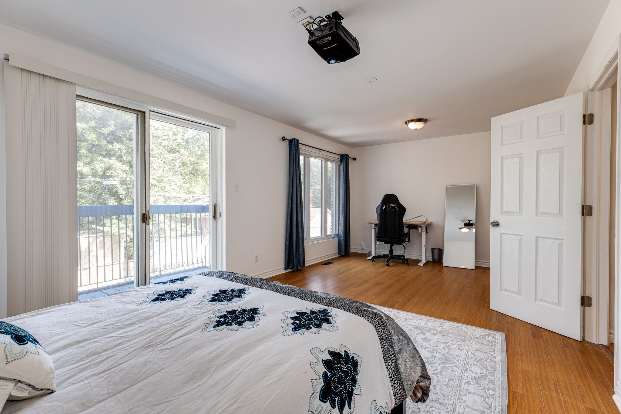 Toronto property showcase — delivered property photograph 15