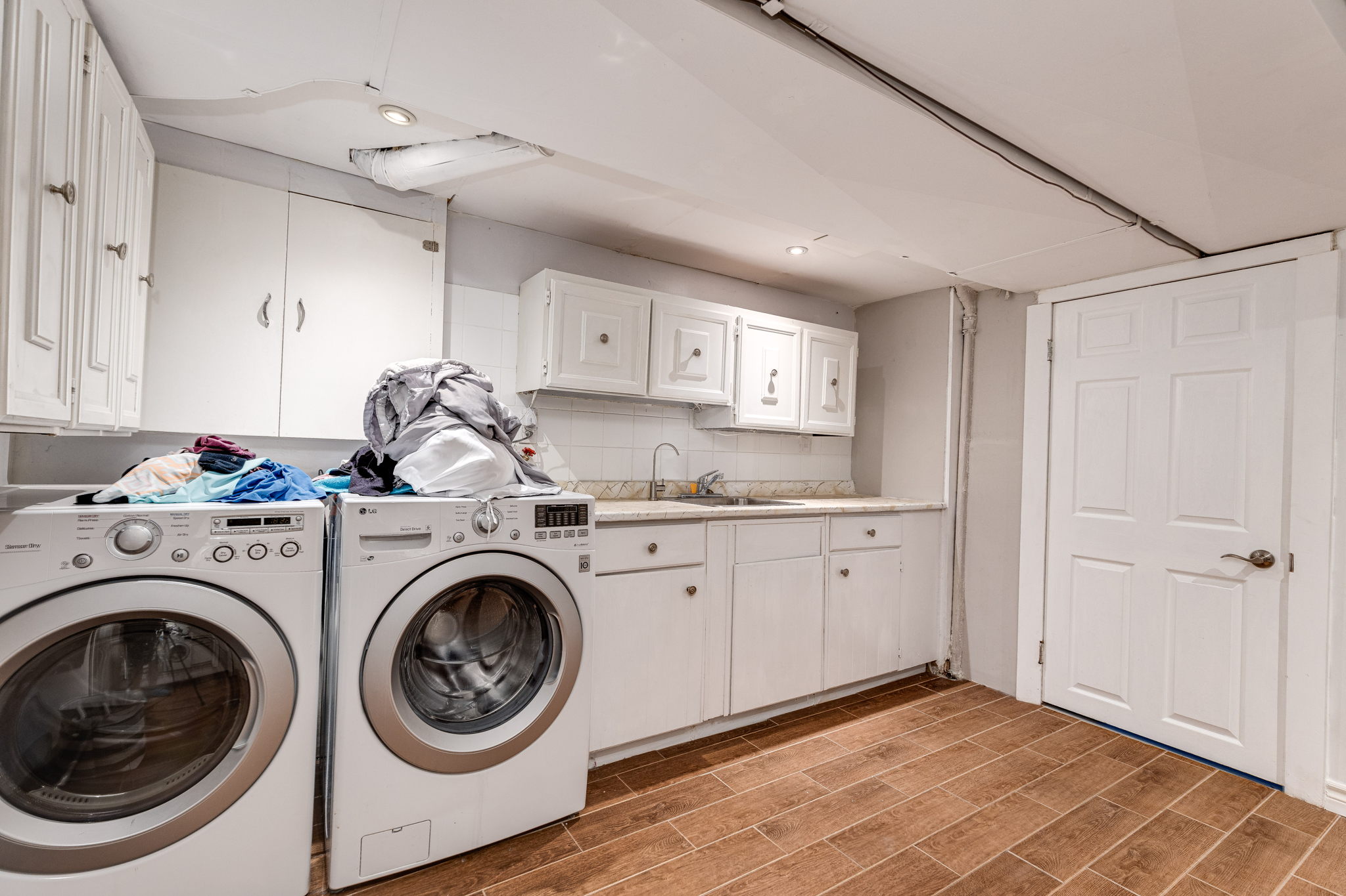 Toronto property showcase — delivered property photograph 27