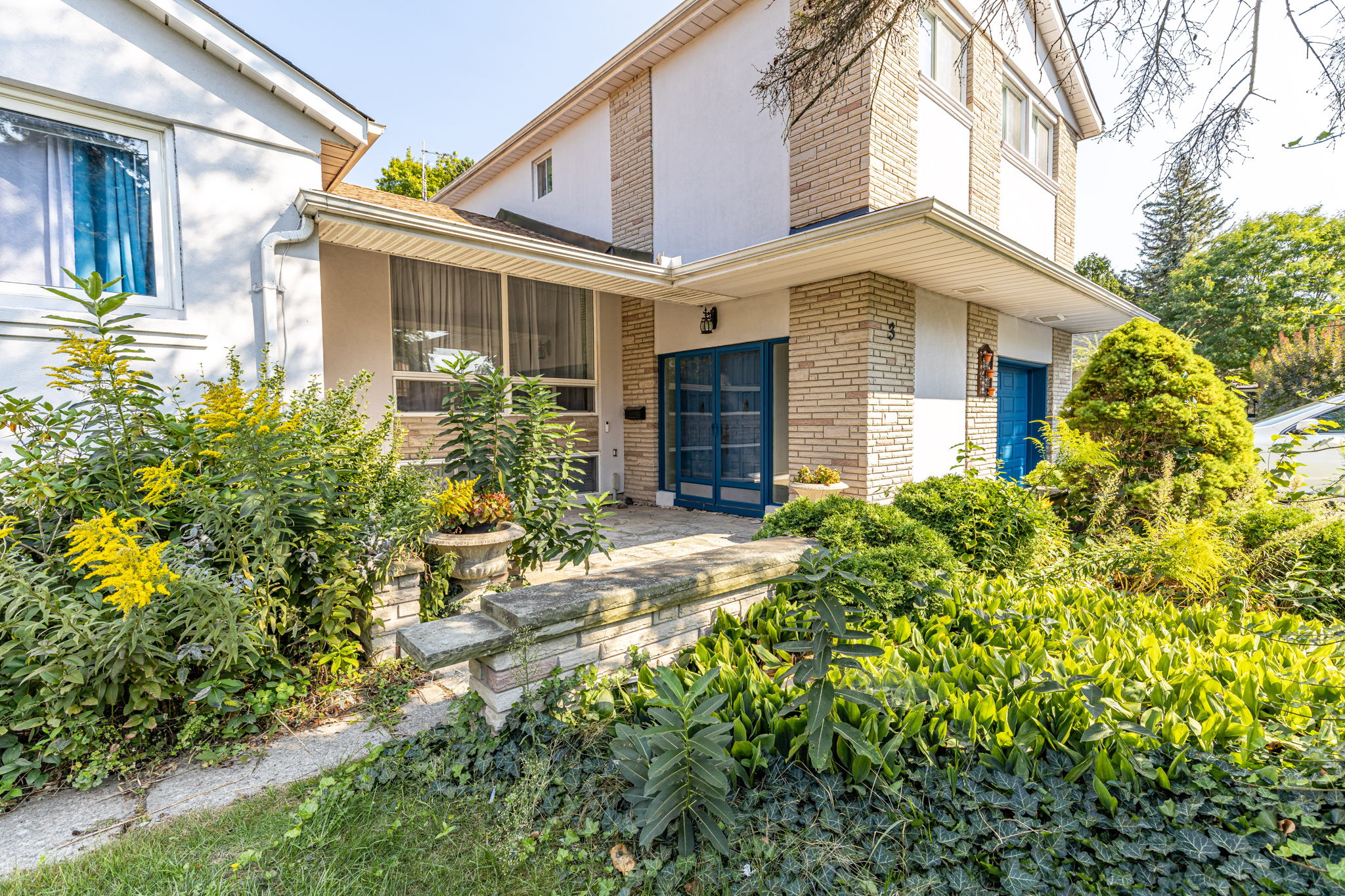 Toronto property showcase — delivered property photograph 3