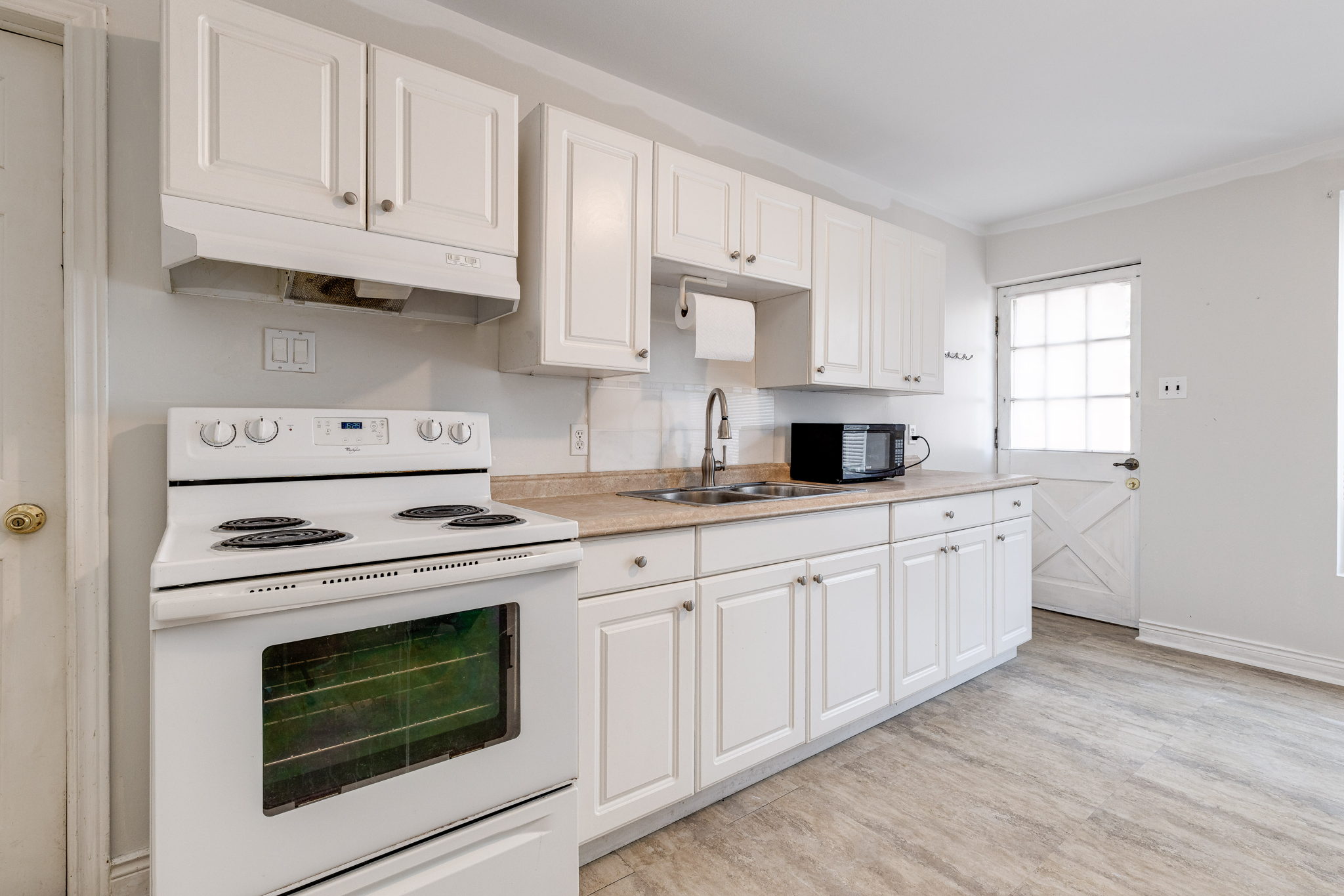 Toronto property showcase — delivered property photograph 5