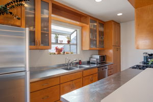 30 24th Street-19