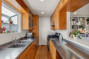 30 24th Street-20