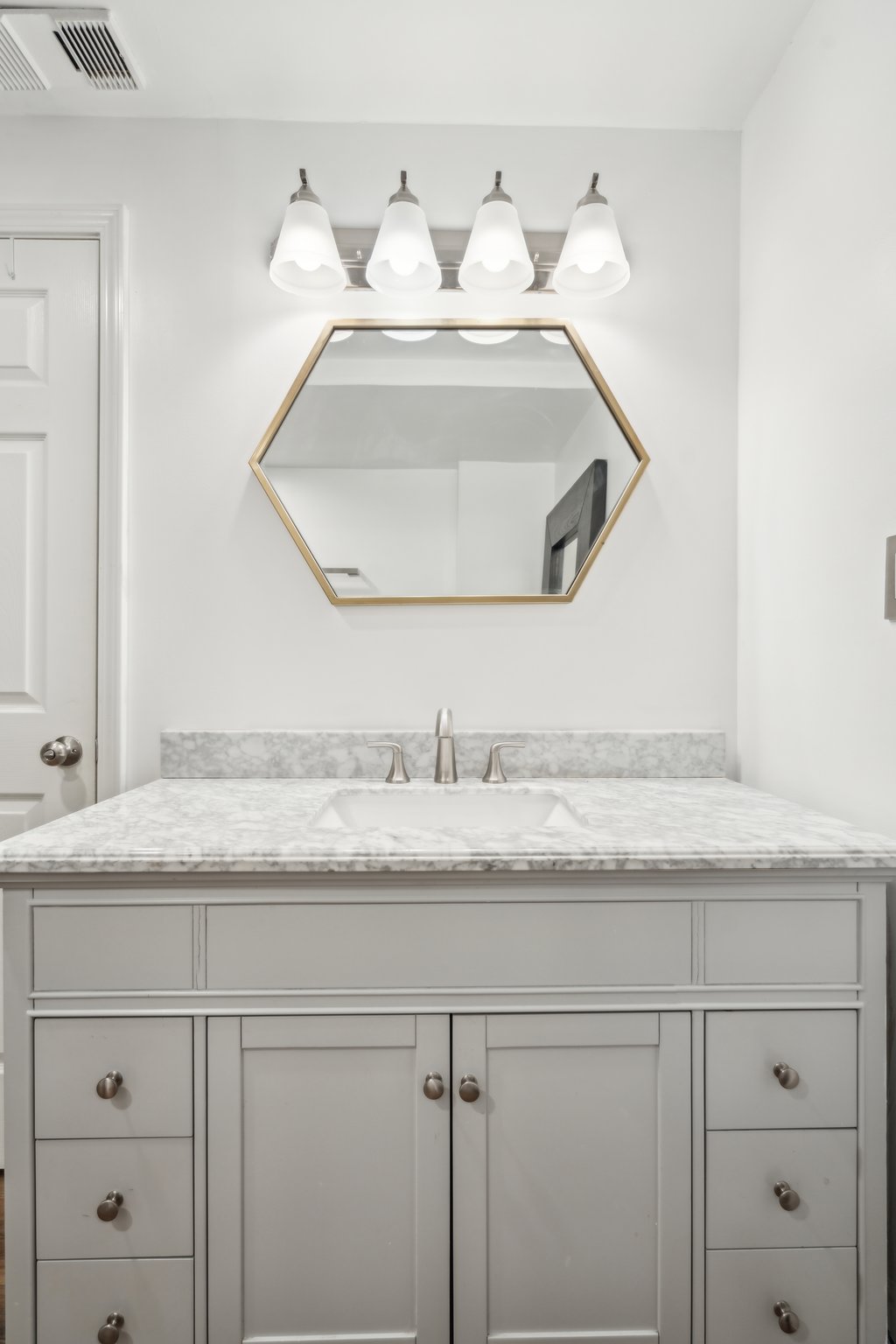 Local_Flavor_Films_30 5th St NE, Atlanta, GA 30308-121.jpg