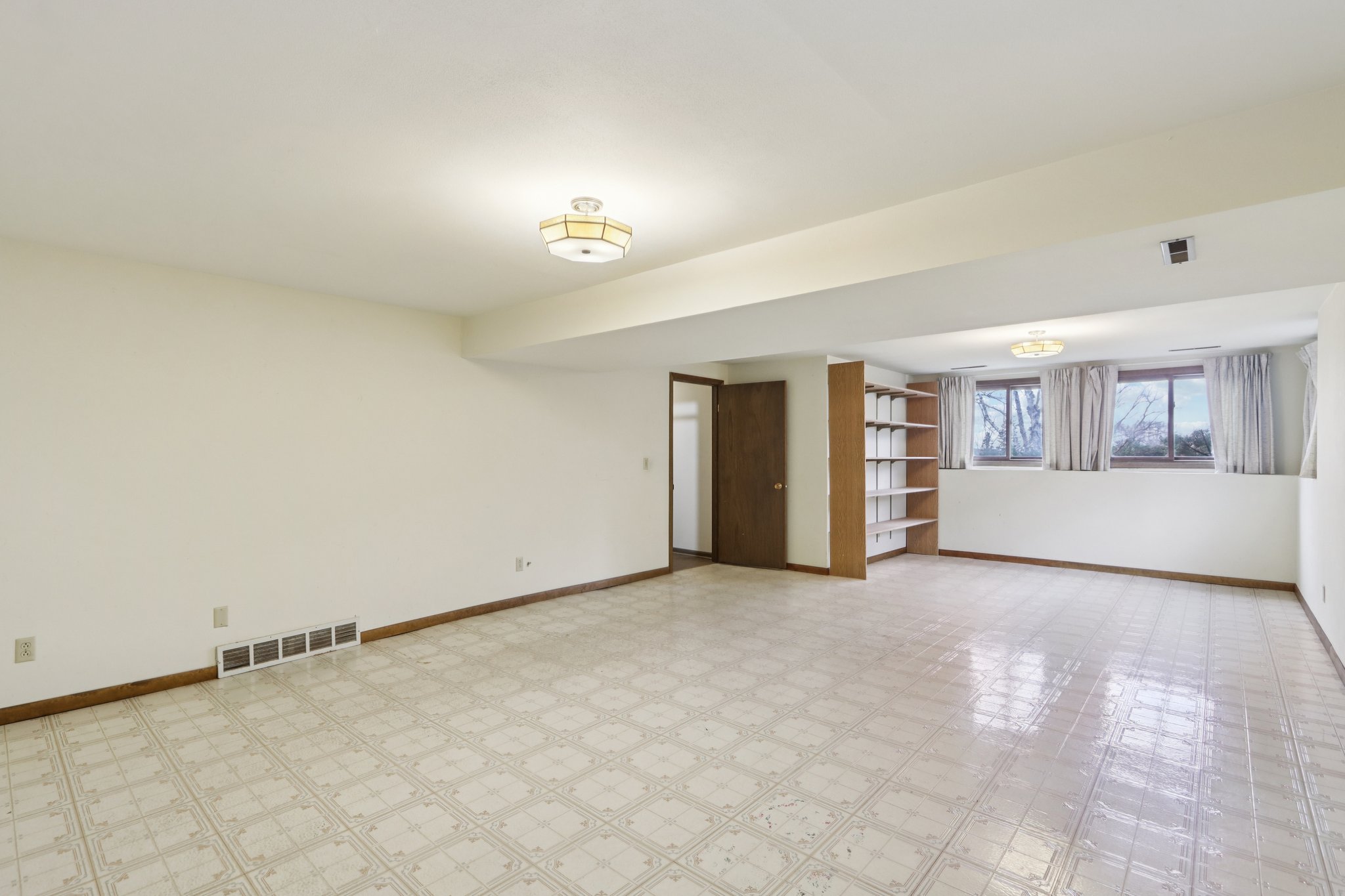 Appleby Cir-S0704-015.jpg