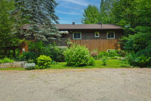  Photo 0