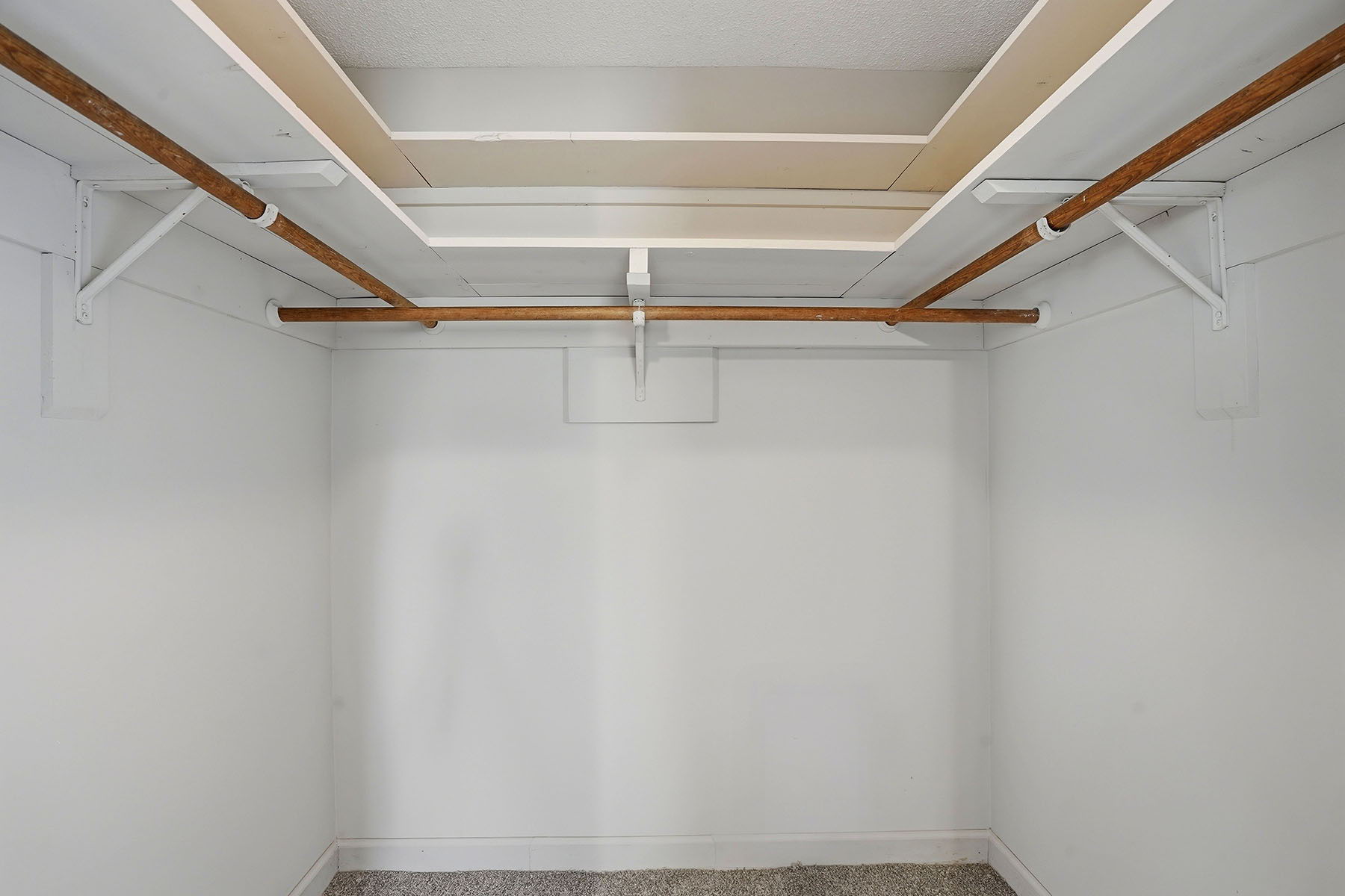 Primary Bedroom Closet