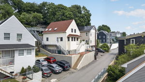  Photo 0