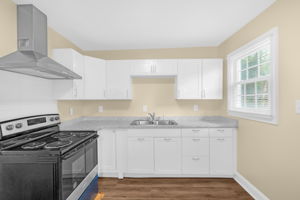 30 Circle Dr-10
