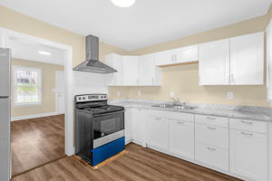 30 Circle Dr-11
