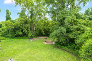 30 Circle Dr-22
