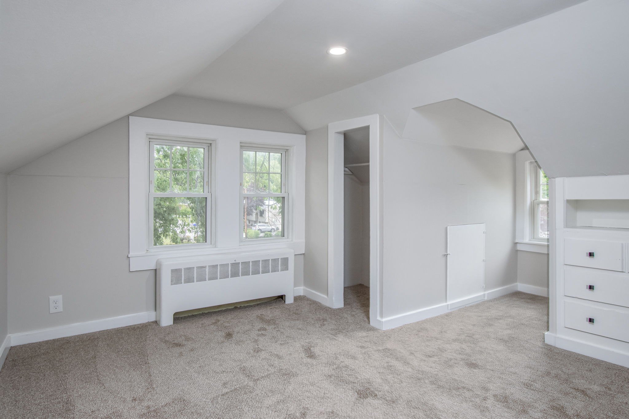 Bedroom2-1