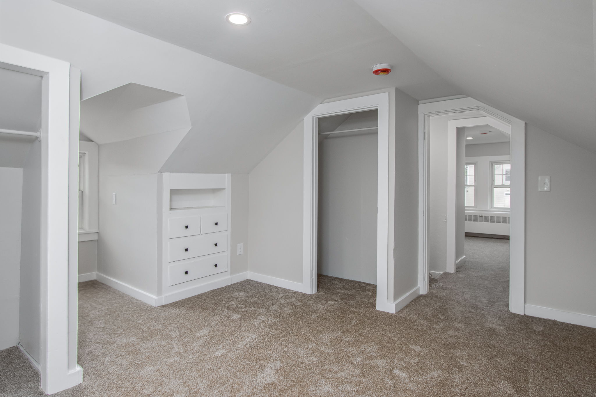 Bedroom2-2