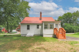 ExteriorRear-2