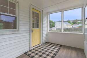 ThreeSeasonPorch-3
