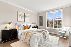 020_F8_30 E Julian St 203