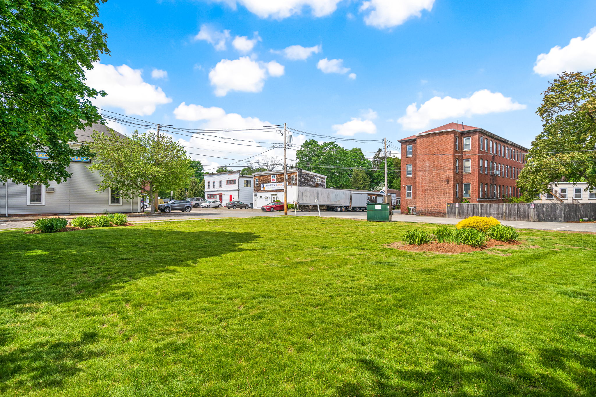  30 E Main St, Georgetown, MA 01833, US Photo 7