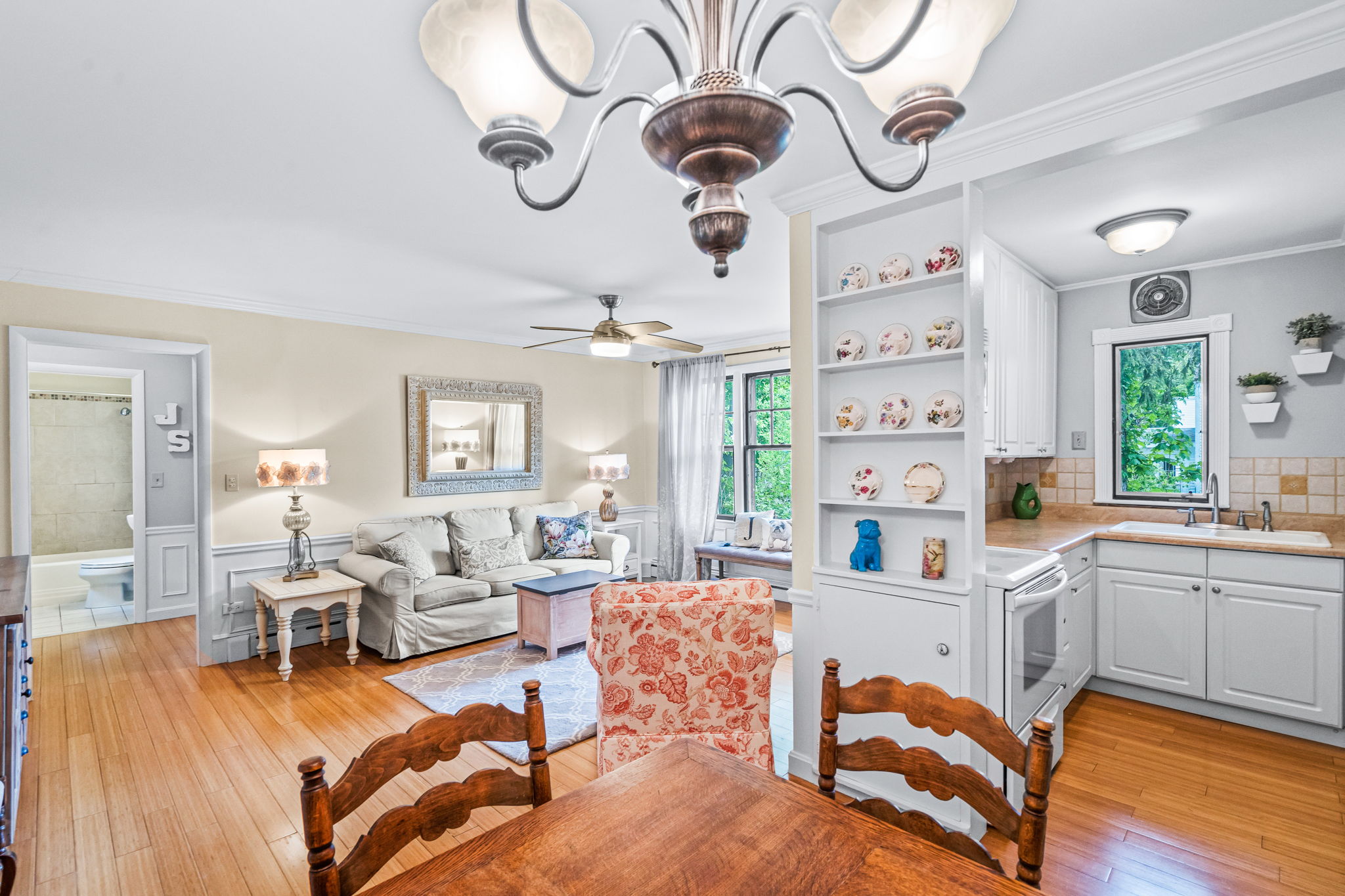  30 E Main St, Georgetown, MA 01833, US Photo 18