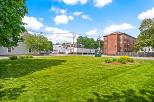  30 E Main St, Georgetown, MA 01833, US Photo 6